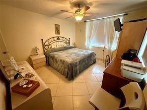 Pompano Beach, FL 33062,1009 N Ocean Blvd #502