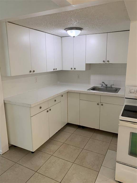 Coral Springs, FL 33065,9630 NW 35 street #4B