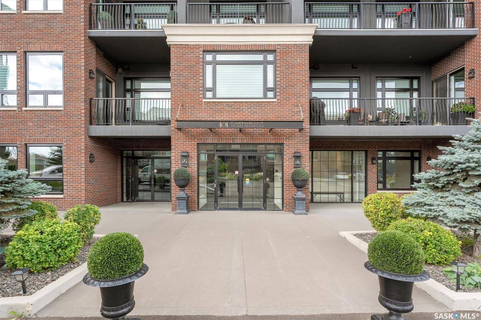 Saskatoon, SK S7T 0W6,404 Cartwright STREET #306