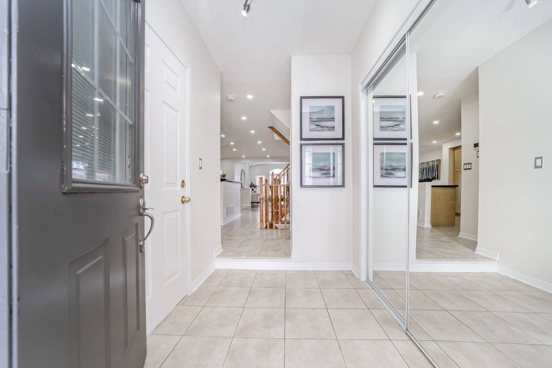 Mississauga, ON L5N 8N9,7307 Cork Tree ROW