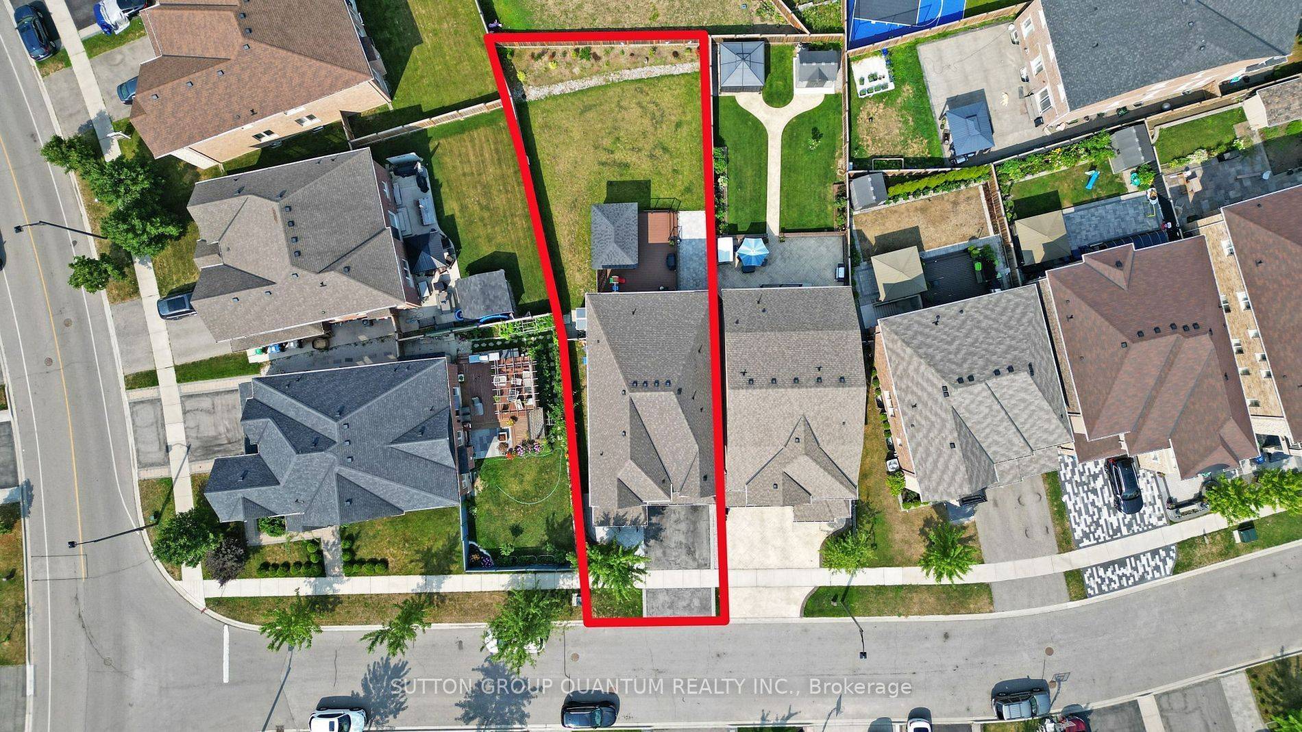 Caledon, ON L7C 3W2,4 Brethby ST