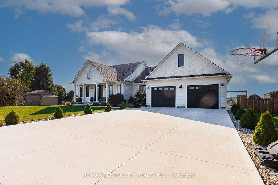 Central Elgin, ON N5P 3S8,7923 Fairview RD