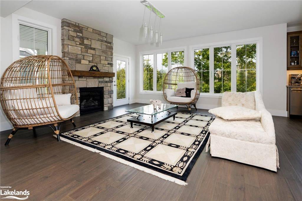 Blue Mountains, ON L9Y 0Y5,364 Yellow Birch CRES