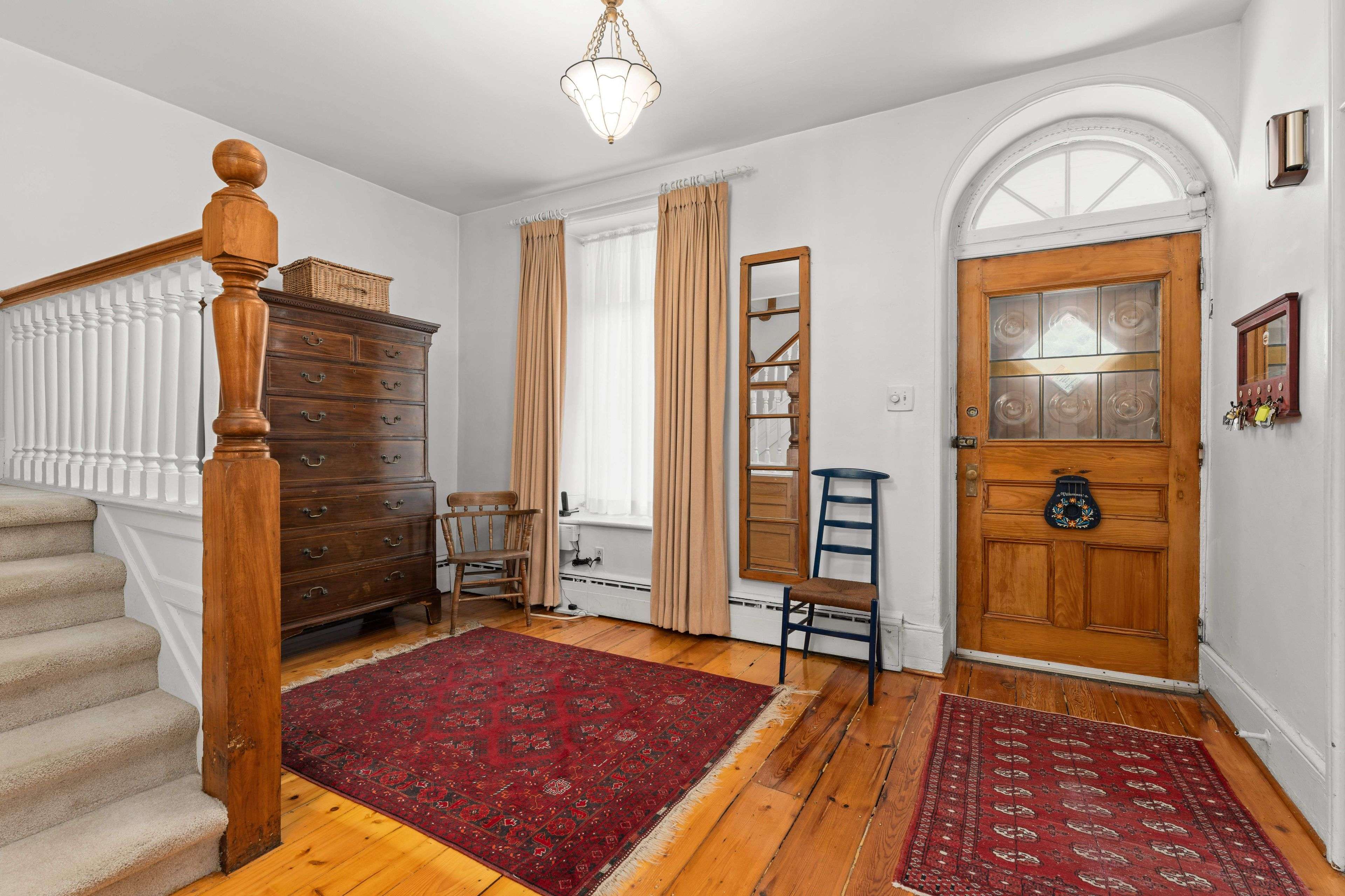 Kingston, ON K7L 4R3,2 Alwington AVE