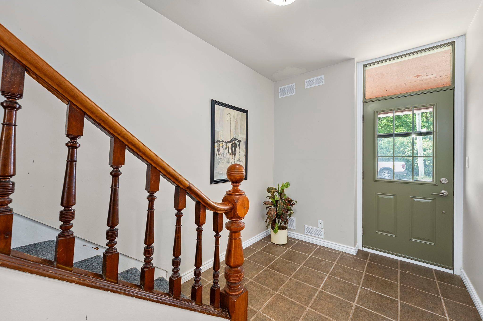 Kawartha Lakes, ON K0M 1K0,15 North Water ST