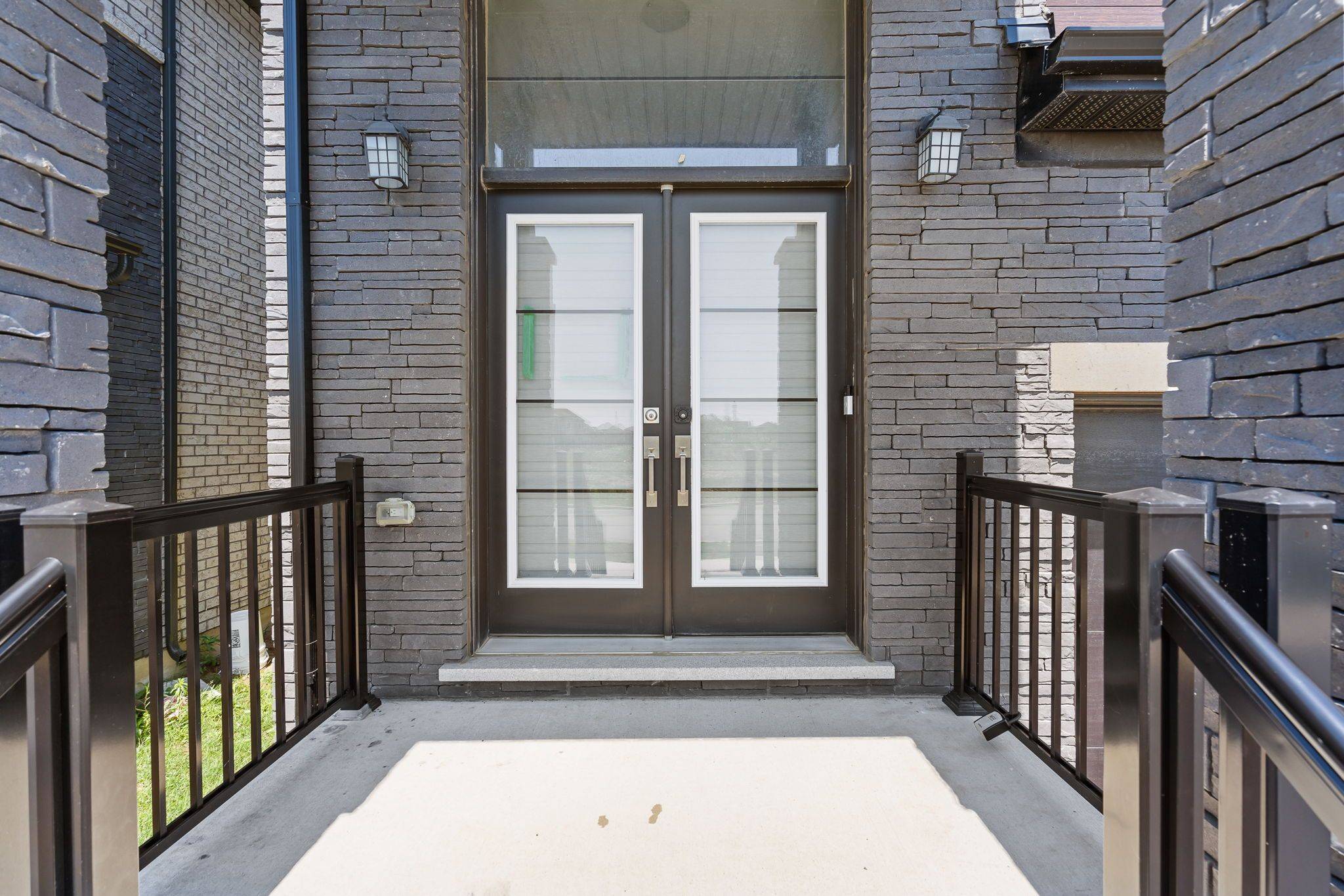 Thorold, ON L2V 0K5,6 Discovery DR