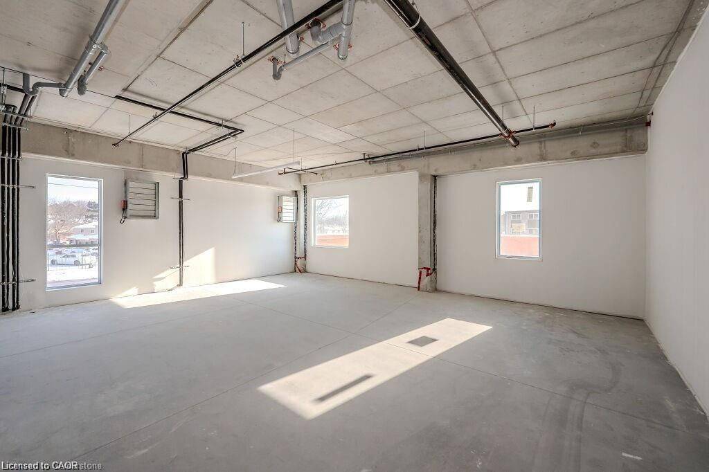 Kitchener, ON N2M 0C4,301 Westmount RD W #2