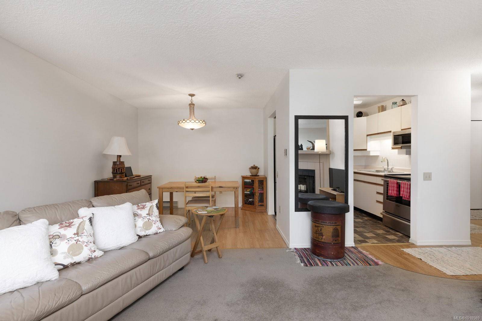 Sidney, BC V8L 5C6,2490 Bevan Ave #204