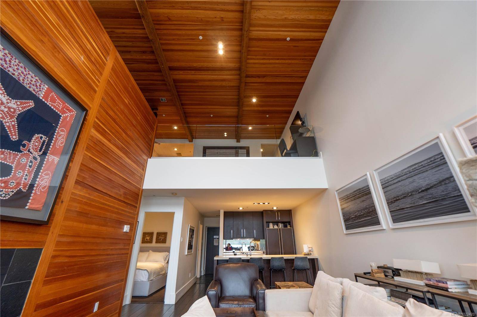 Tofino, BC V0R 2Z0,368 Main St #304