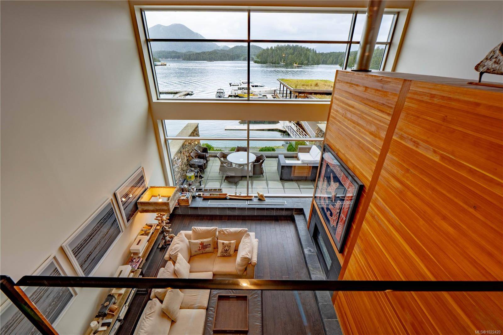 Tofino, BC V0R 2Z0,368 Main St #304