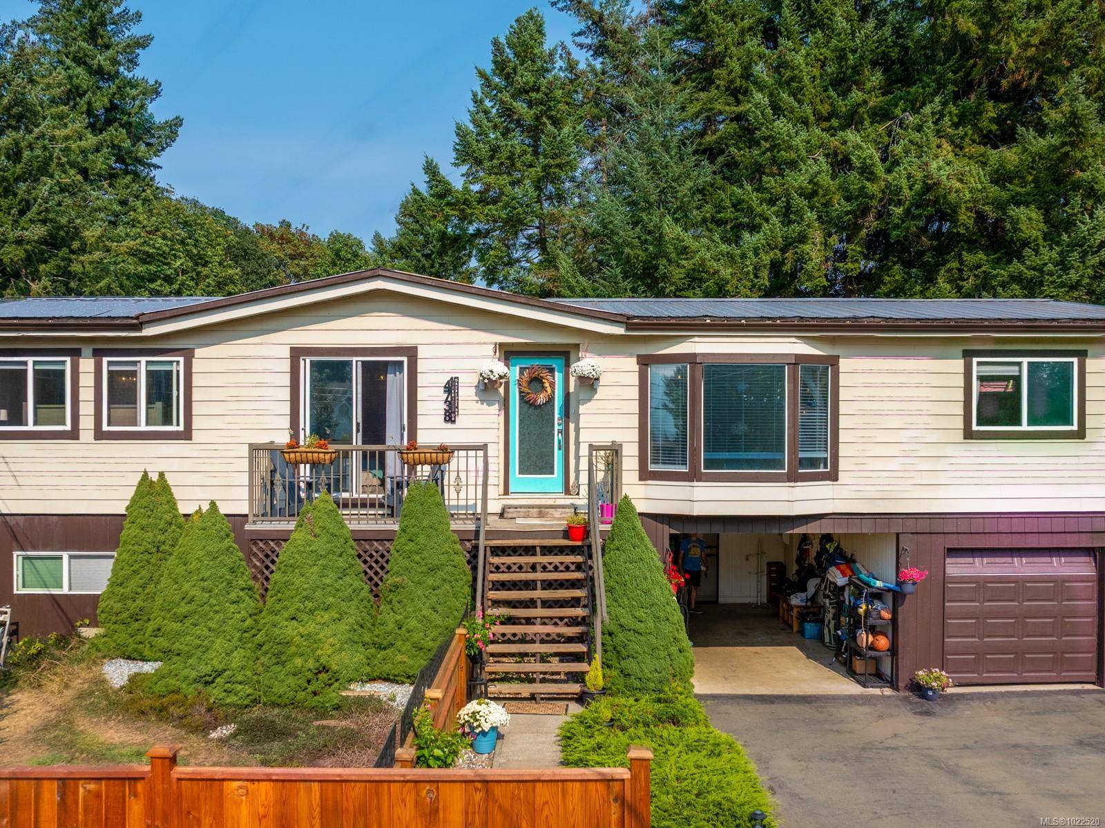 Courtenay, BC V9N 6A8,4738 Oakridge Dr