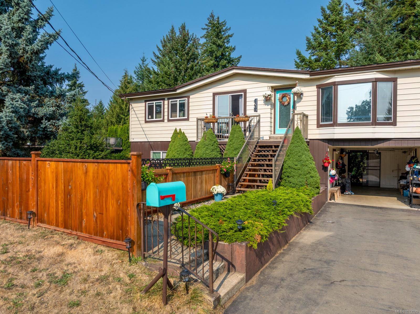 Courtenay, BC V9N 6A8,4738 Oakridge Dr