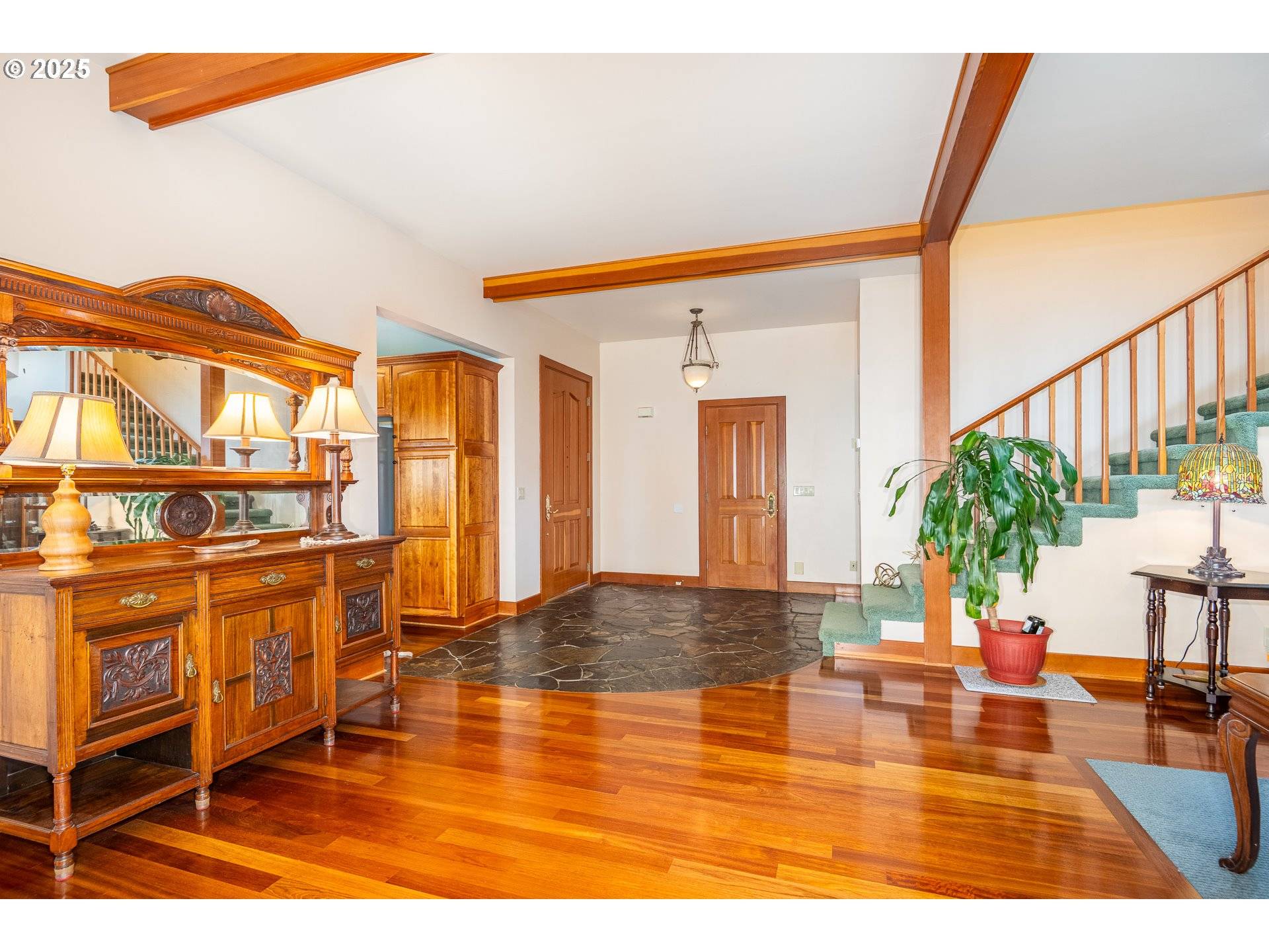 Seal Rock, OR 97376,1055 NW ESTATE DR