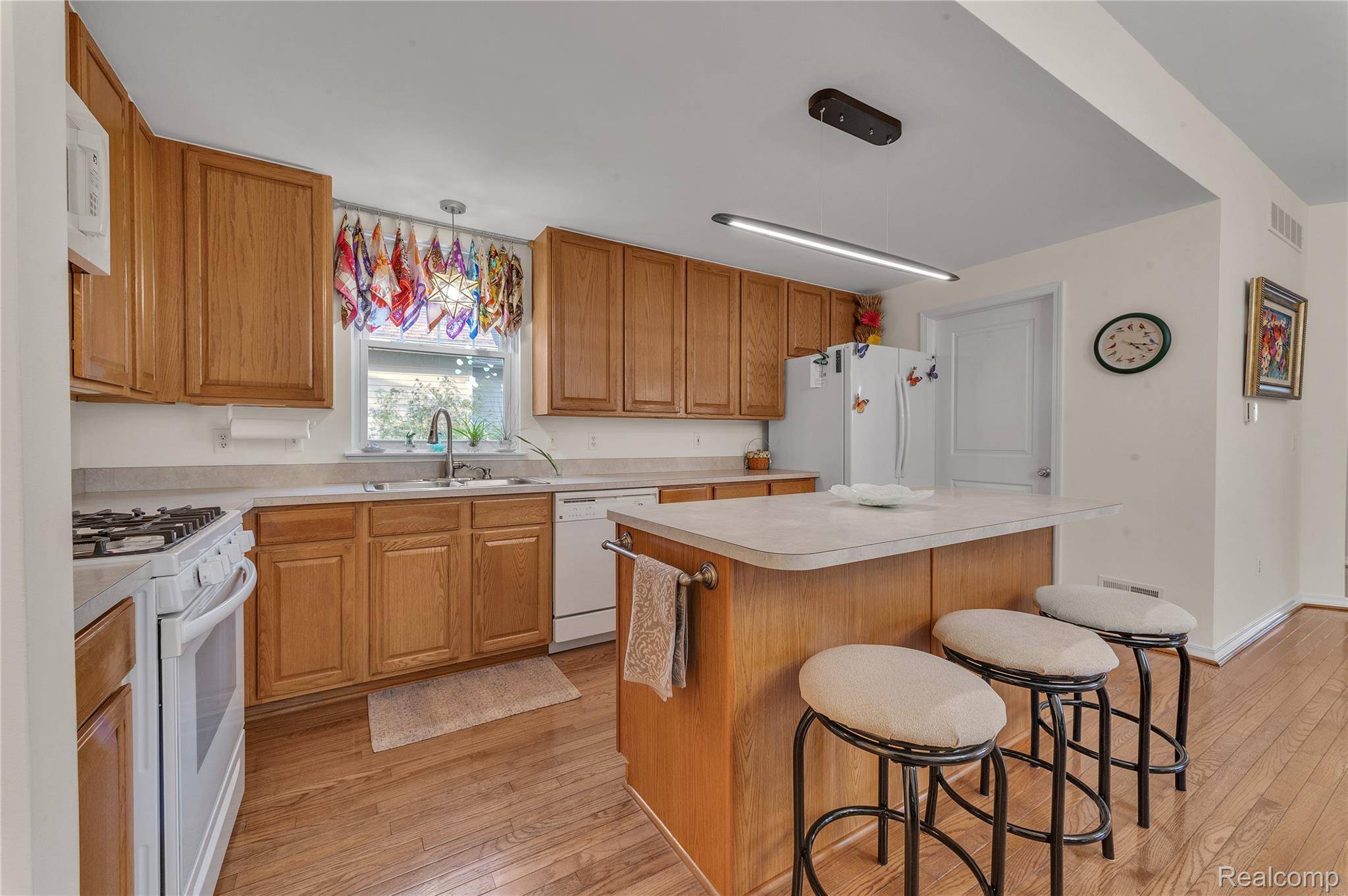 New Boston, MI 48164,26738 Canterbury CIR