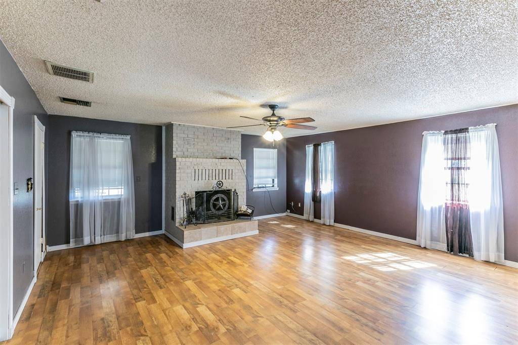 Donie, TX 75838,180 FCR 797