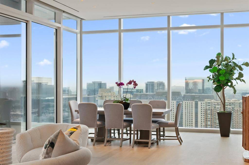 Dallas, TX 75201,1747 Leonard Street #2402