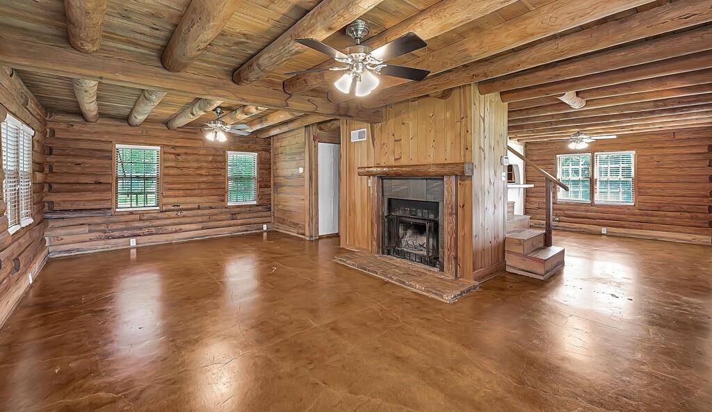 Lorena, TX 76655,302 E Center Street