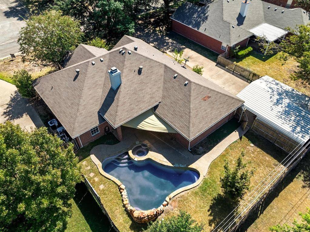 Hewitt, TX 76643,901 Crested Butte Drive