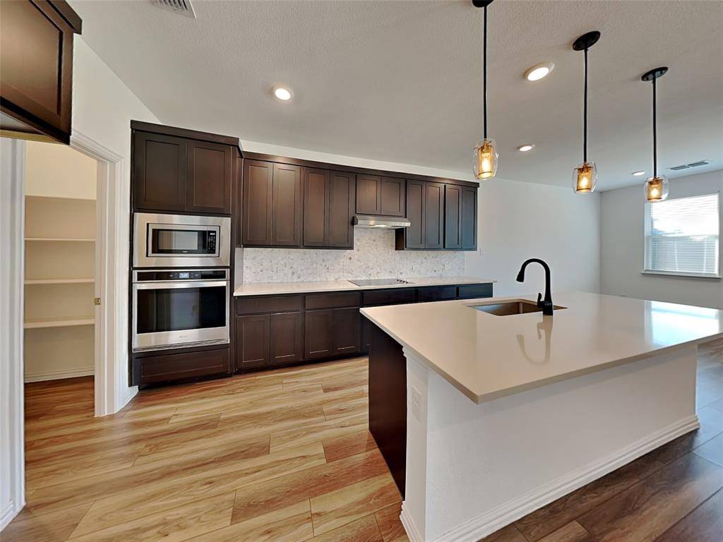 Fort Worth, TX 76052,1509 Gentle Creek Lane