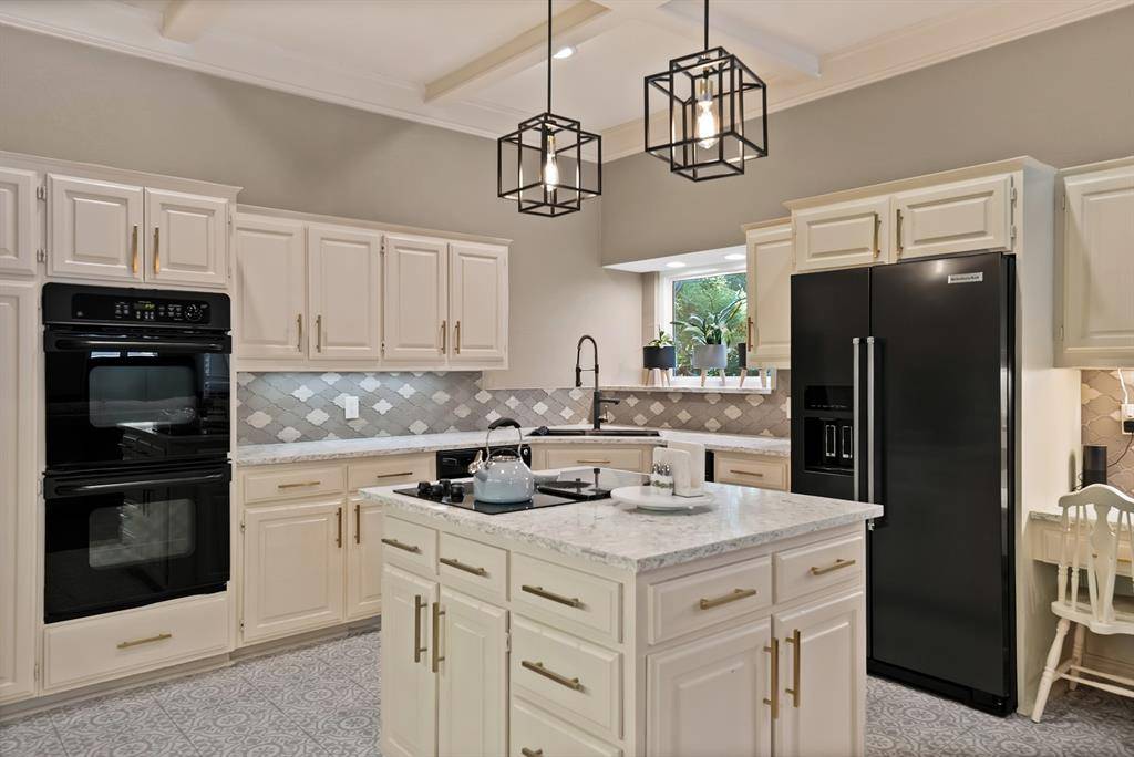 Arlington, TX 76006,2907 Arbor Oaks Drive