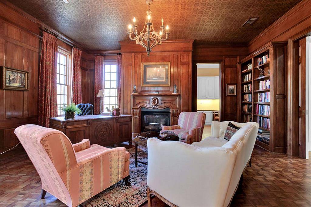 Palestine, TX 75801,408 E Jolly Street