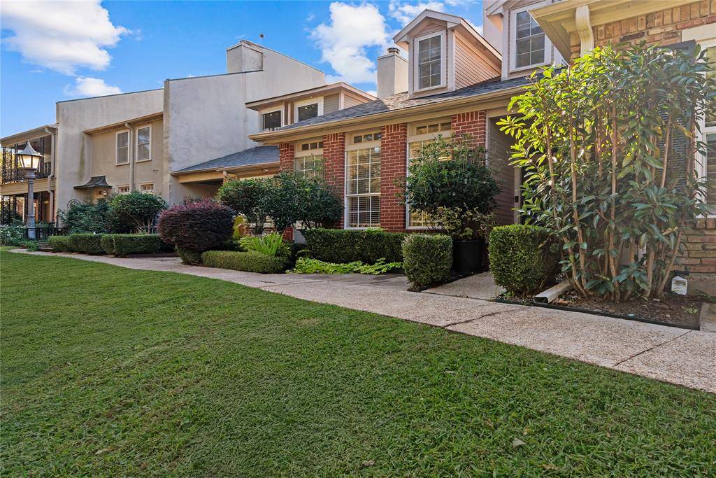 Shreveport, LA 71105,2005 E Kings Highway