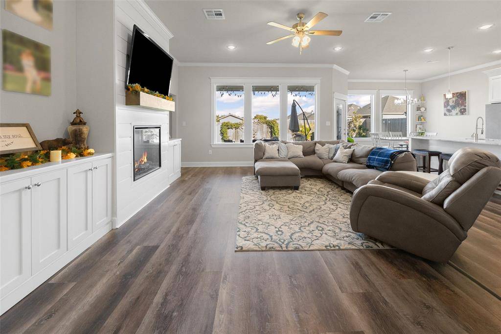 Robinson, TX 76706,408 Daisy Lane