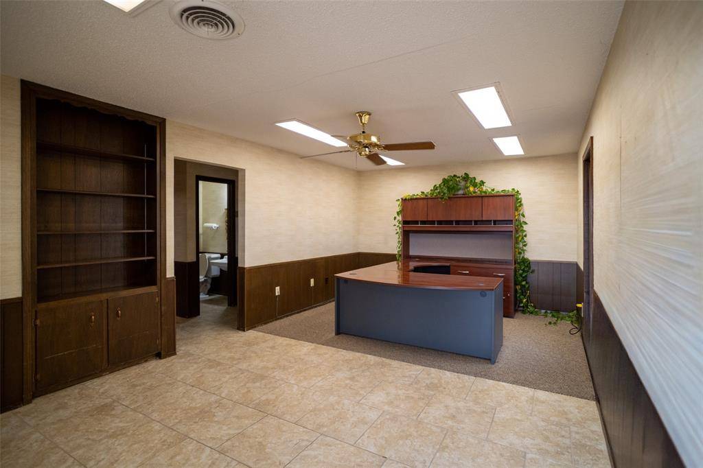 Waco, TX 76710,720 Lake Air Drive