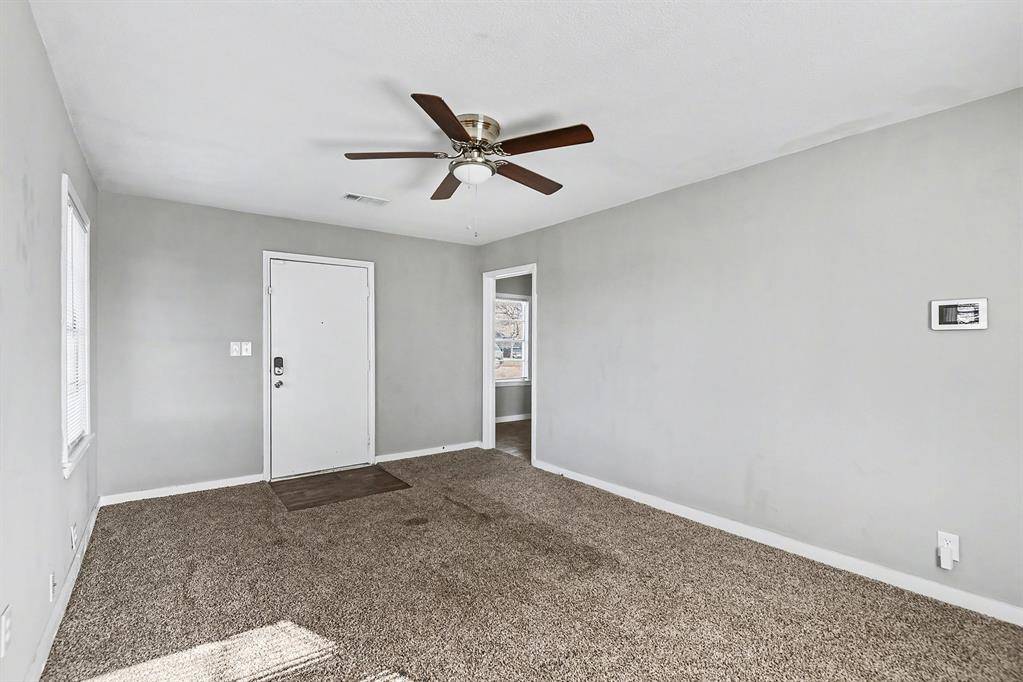 River Oaks, TX 76114,5129 Penrod Court