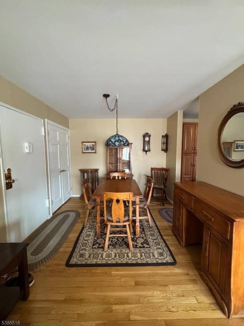 Bloomfield Twp., NJ 07003,298 Hoover Ave #28