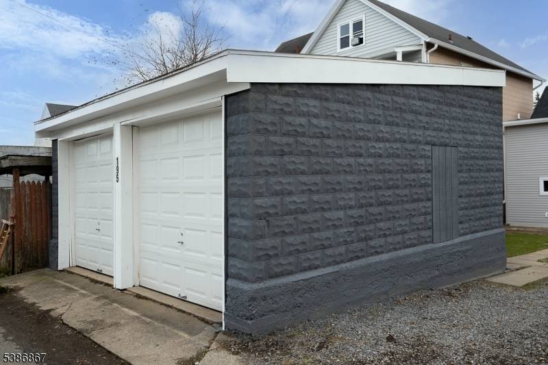 Phillipsburg Town, NJ 08865,195 Chambers St