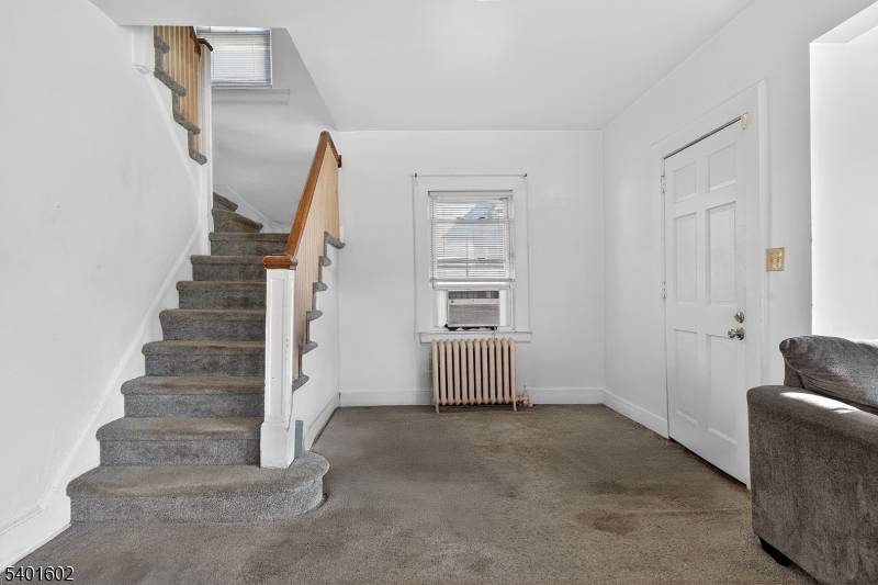 East Orange City, NJ 07017,111 Ellington