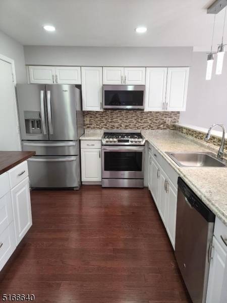 Franklin Twp., NJ 08873,182 Scobee Ln