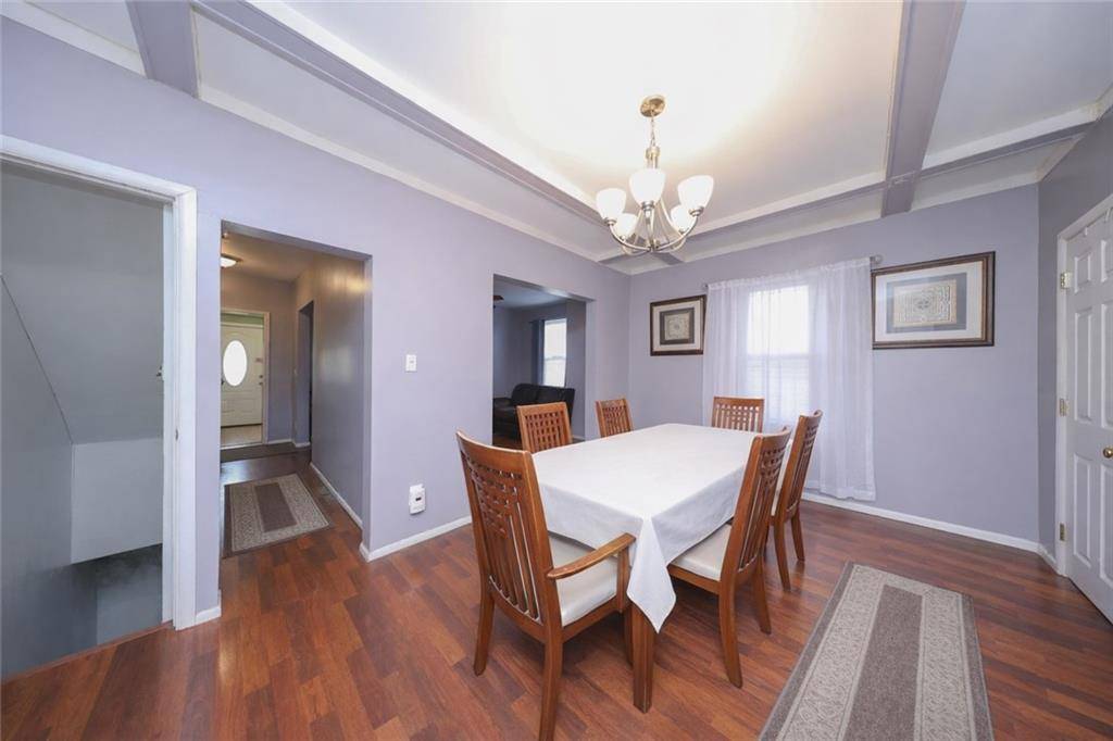 Staten  Island, NY 10301,148 York AVE