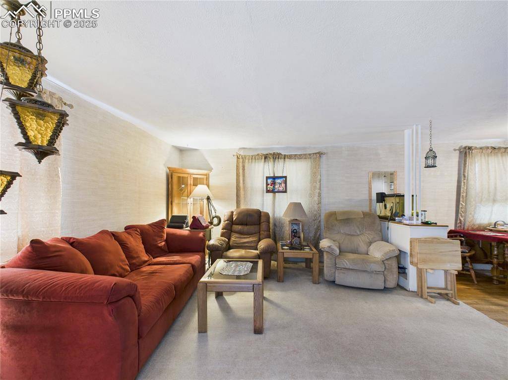 Pueblo, CO 81004,115 Kenwood DR