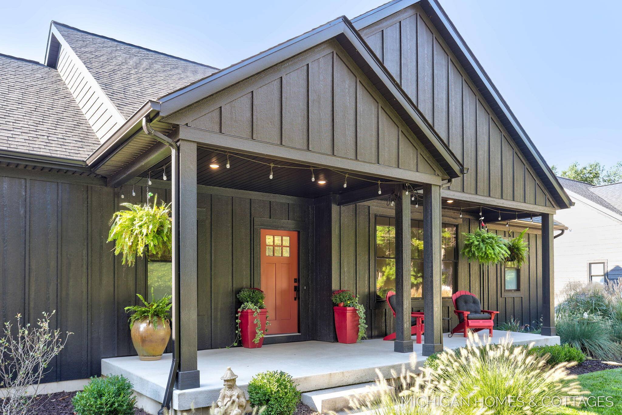 Douglas, MI 49406,501 W Center ST