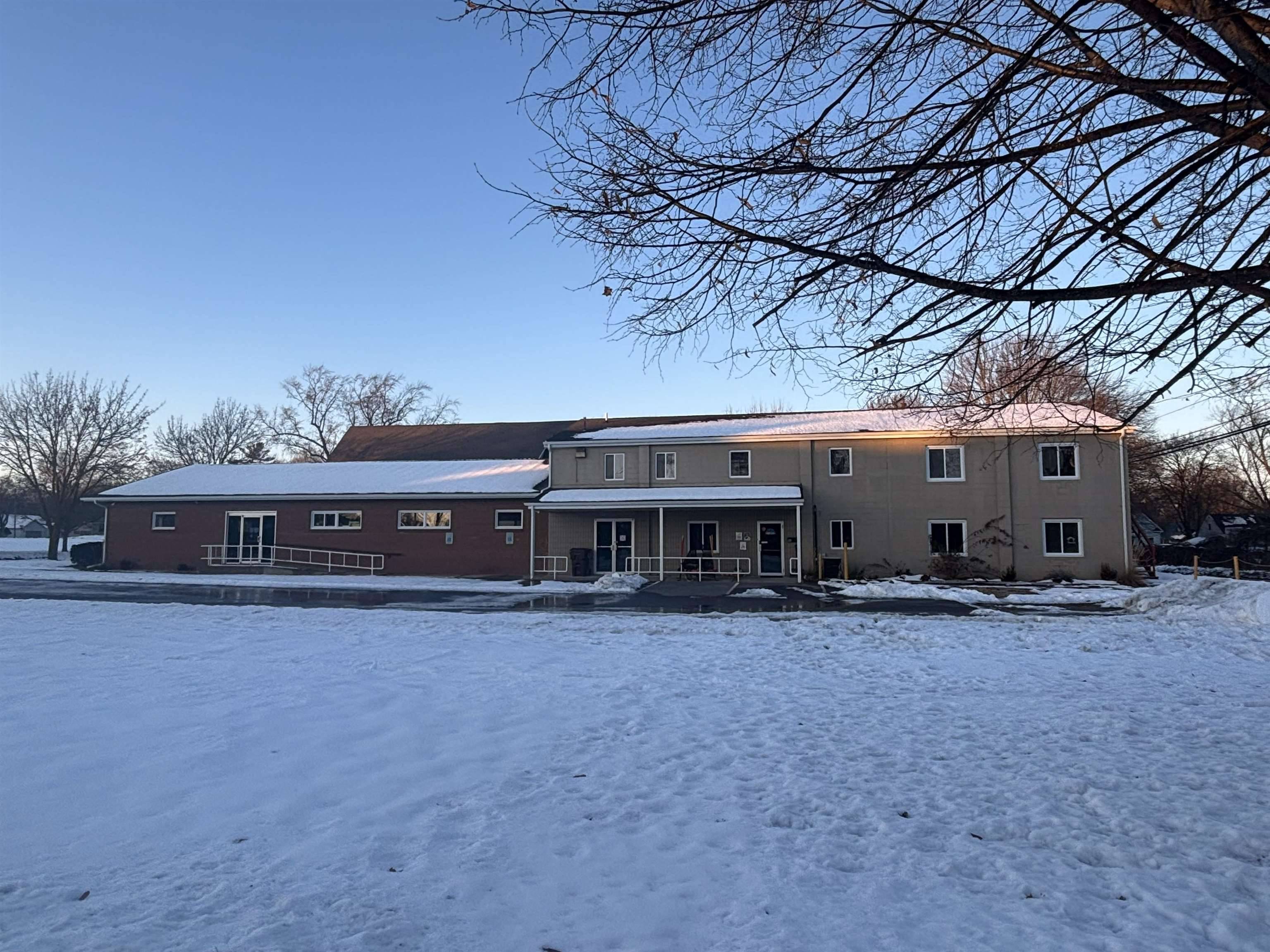 Alma, MI 48801,504 Pine AVE