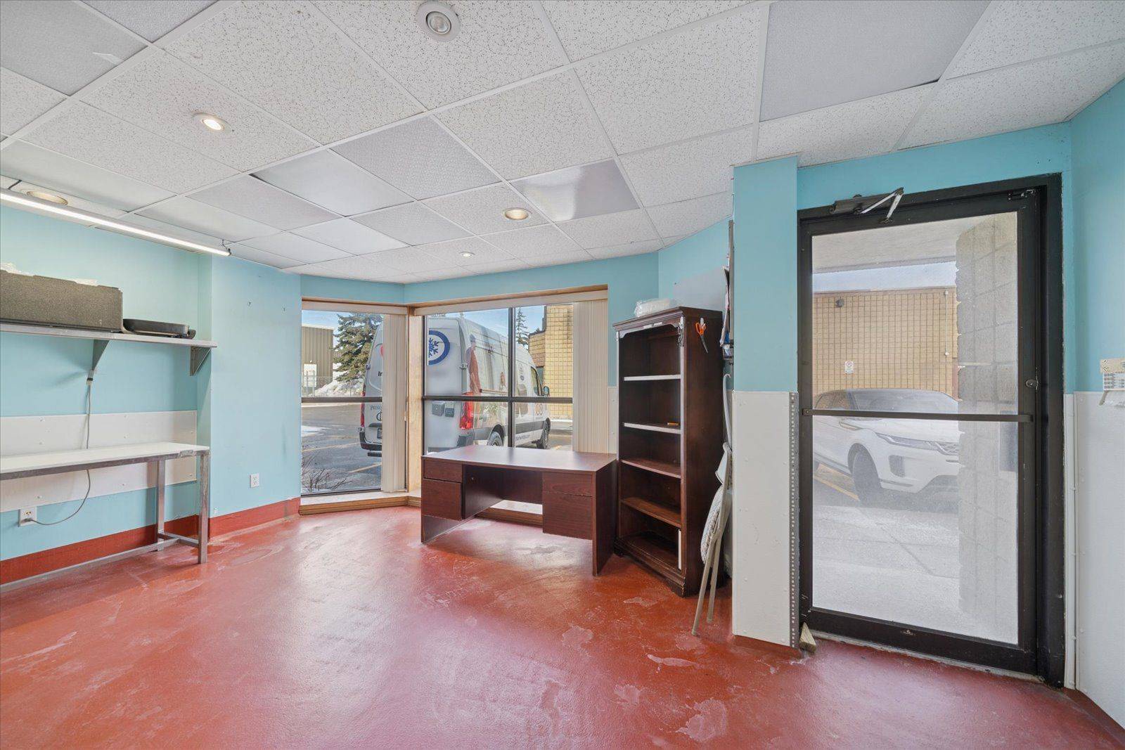 Whitby, ON L1N 9A5,1621 Mcewen DR #34