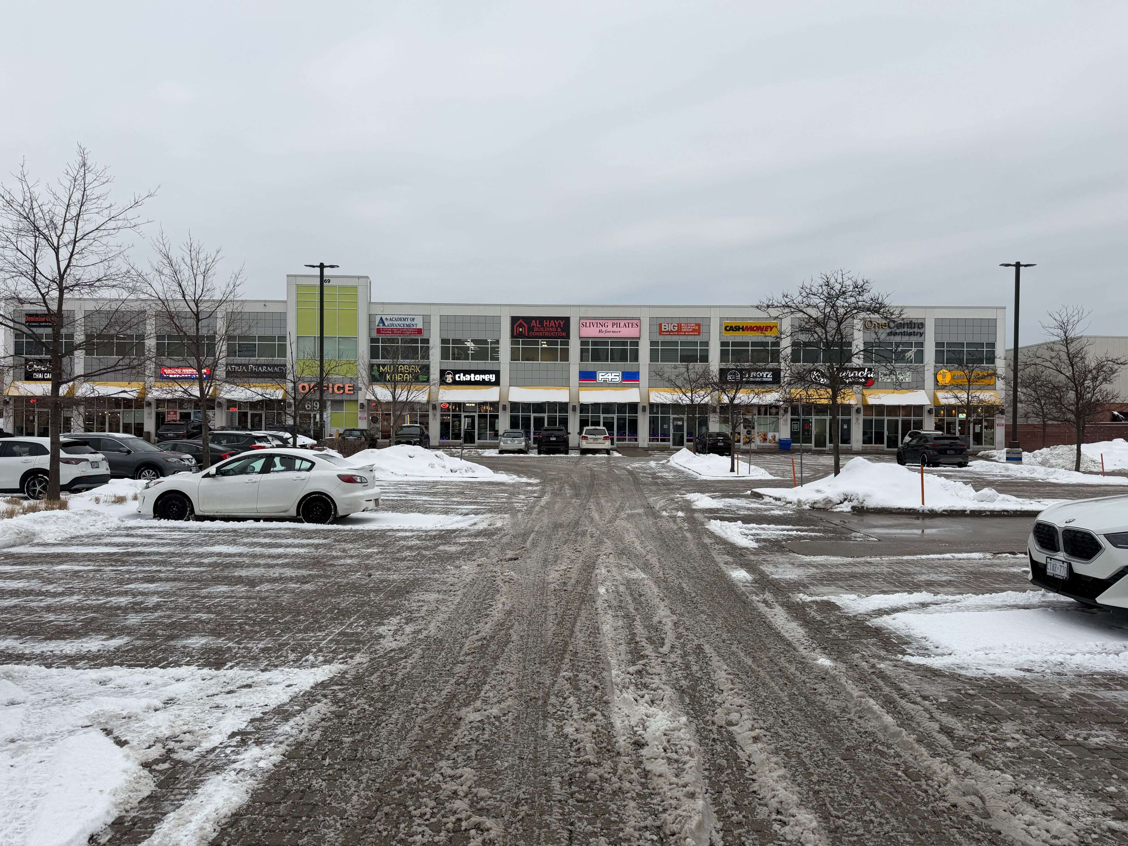 Toronto E04, ON M1L 0H2,55 Lebovic AVE #C115