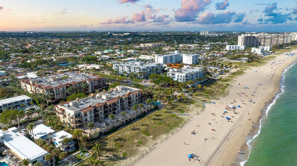 Lauderdale By The Sea, FL 33308,4445 El Mar Dr #209