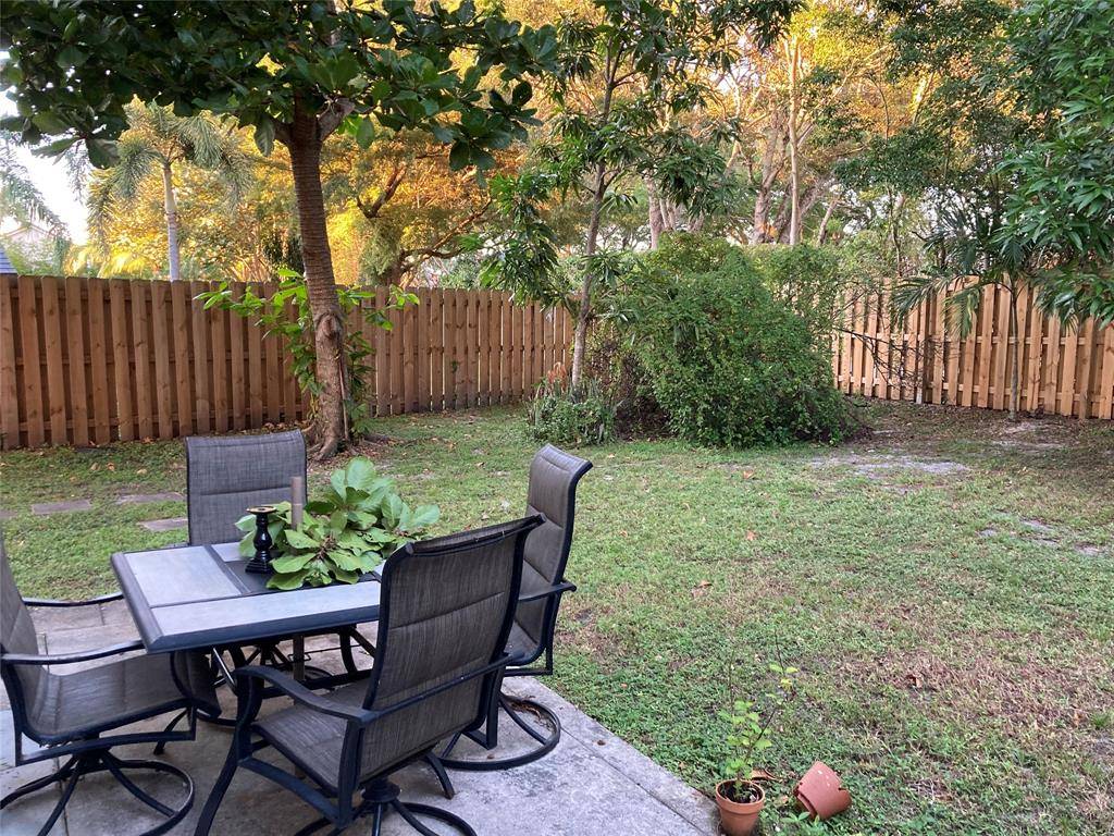 Lake Worth, FL 33467,7932 Lakewood Cove Ct