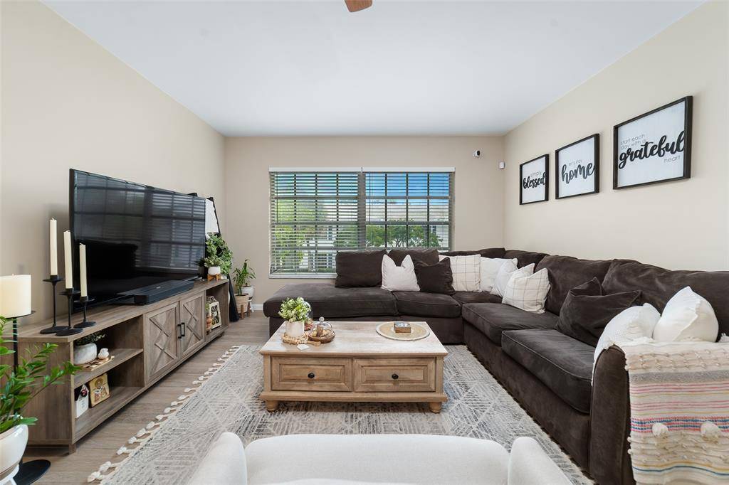 Fort Lauderdale, FL 33308,2201 NE 66th St #1323