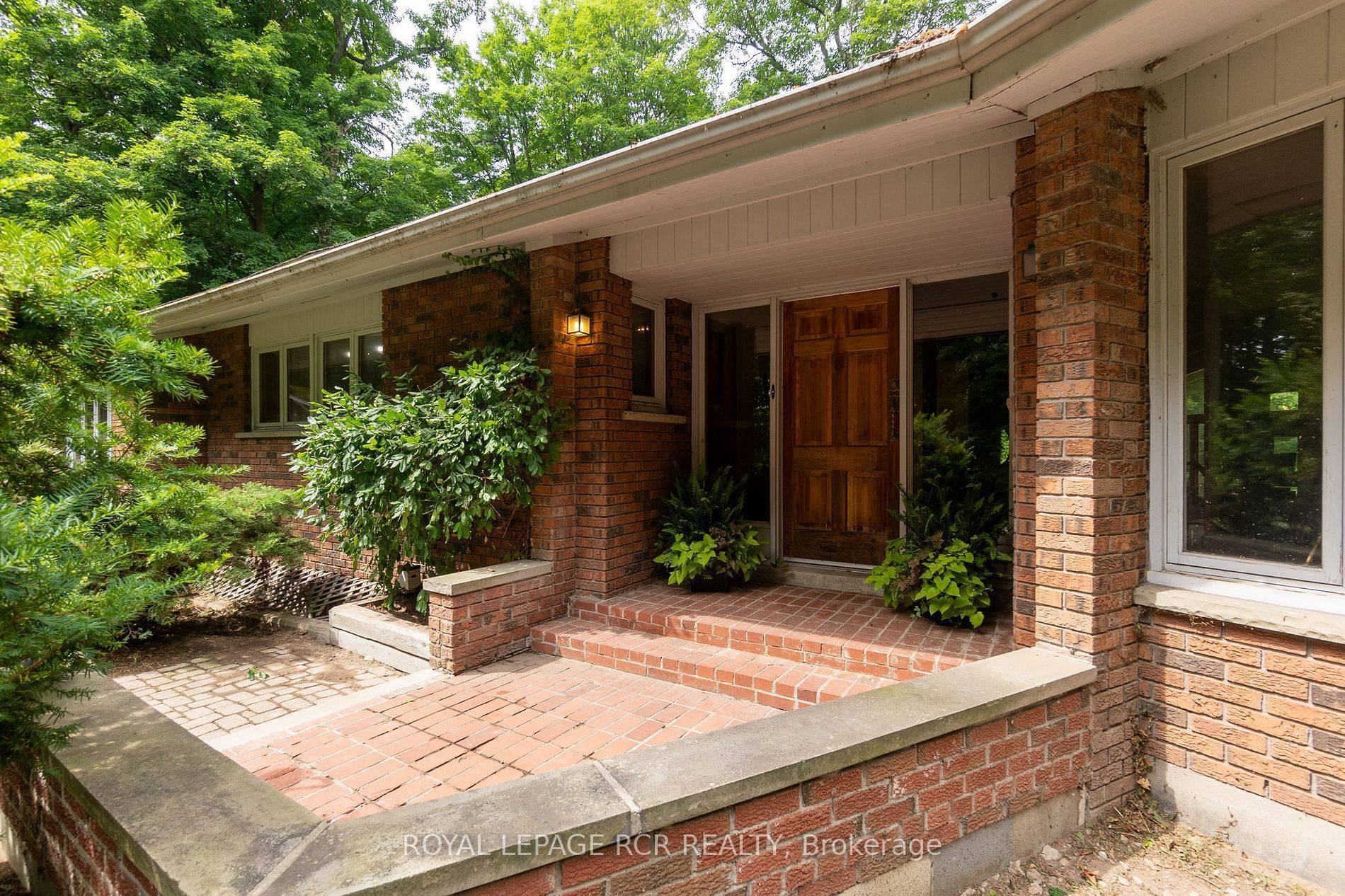 King, ON L0G 1T0,14615 8th Concession