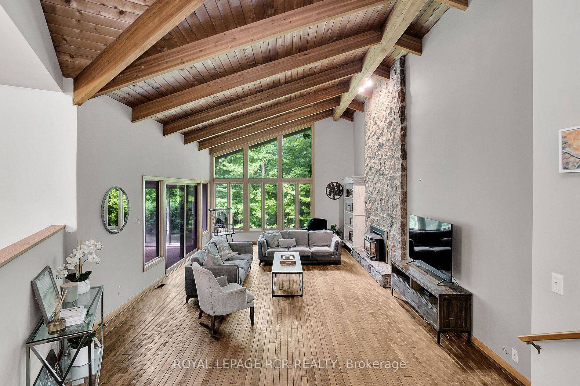 King, ON L0G 1T0,14615 8th Concession