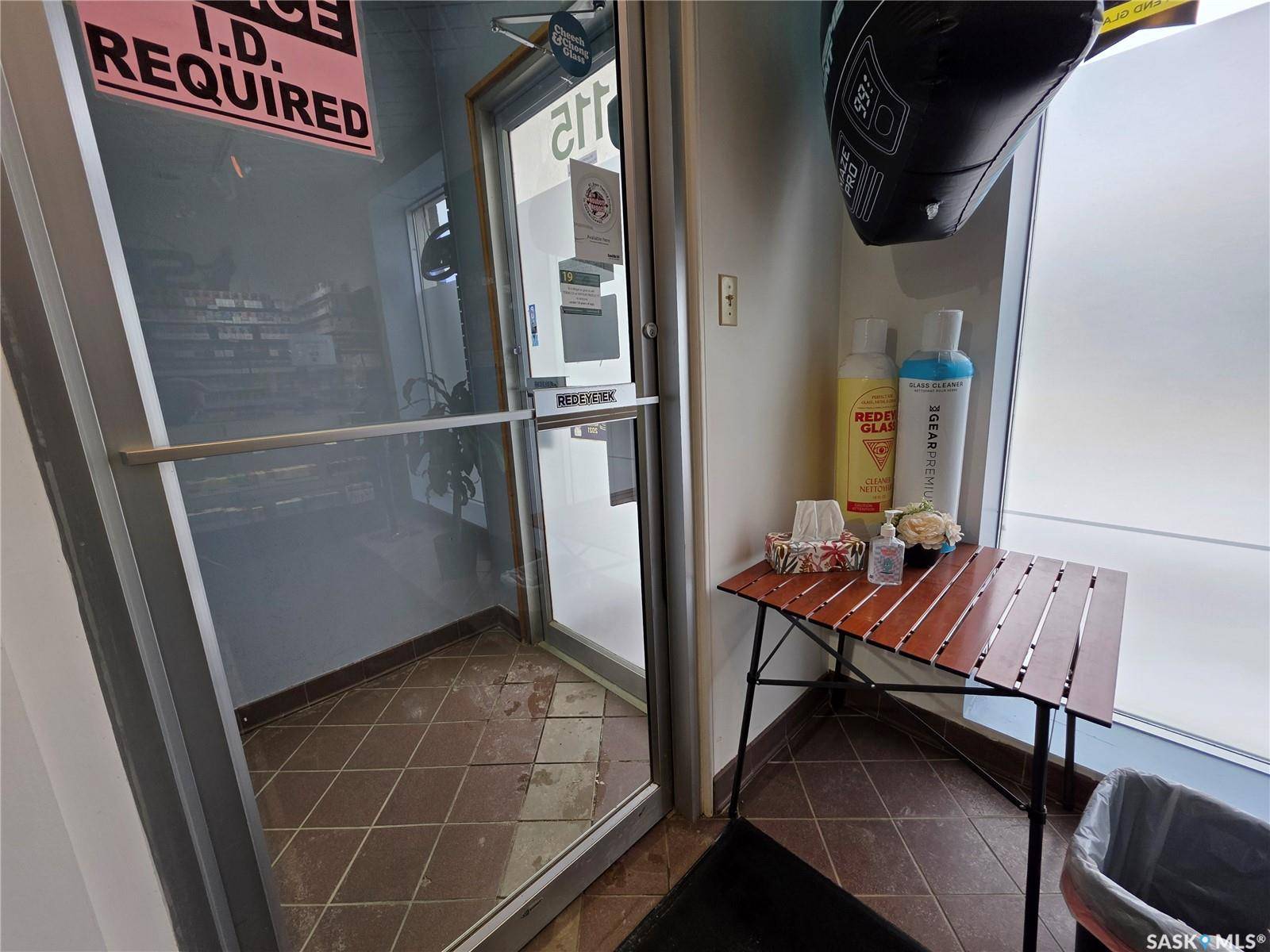 Swift Current, SK S9H 0K9,115 Central AVENUE N