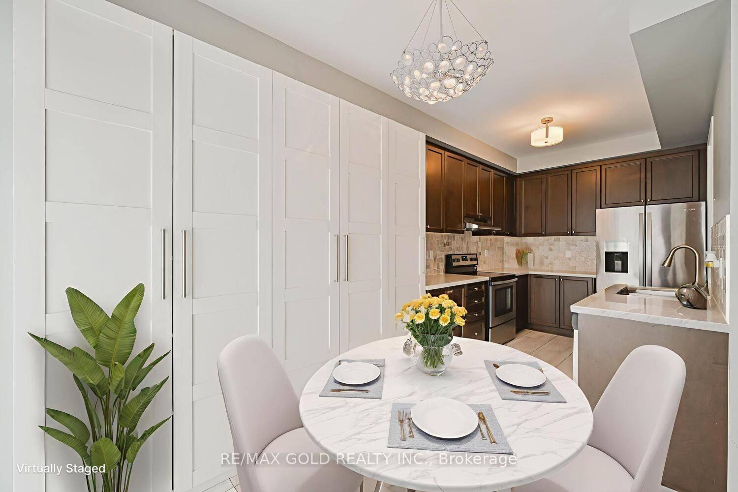 Brampton, ON L6R 3V4,67 Zelda RD