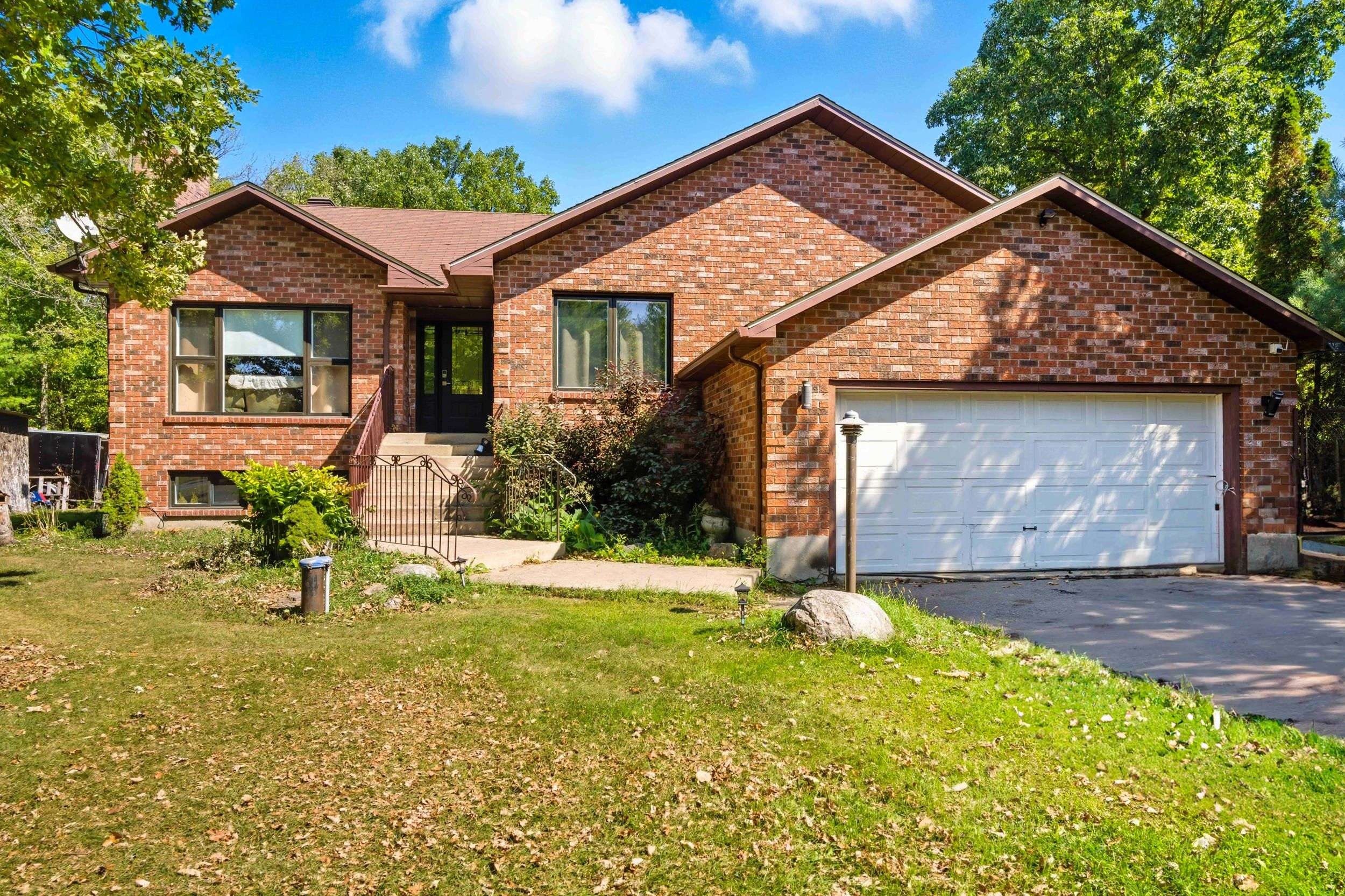 South Glengarry, ON K0C 1L0,4555 Glen Roy RD