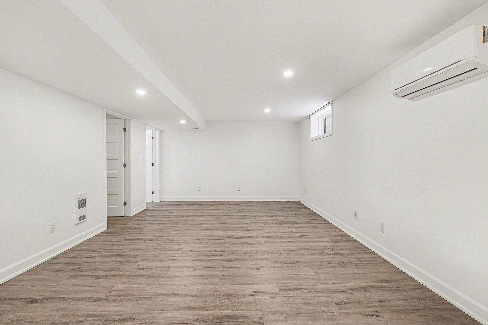 Russell, ON K0A 1W0,220 Capri AVE