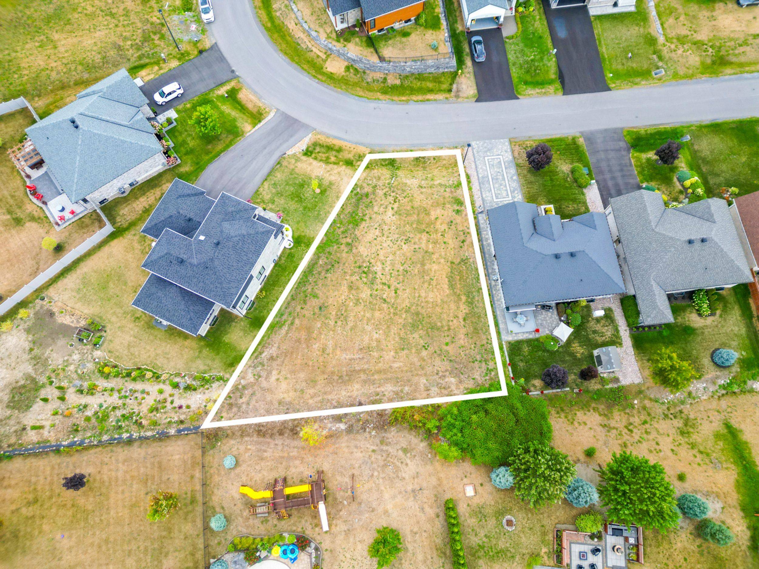 South Stormont, ON K0C 1P0,7 Matthew Kieran CRES