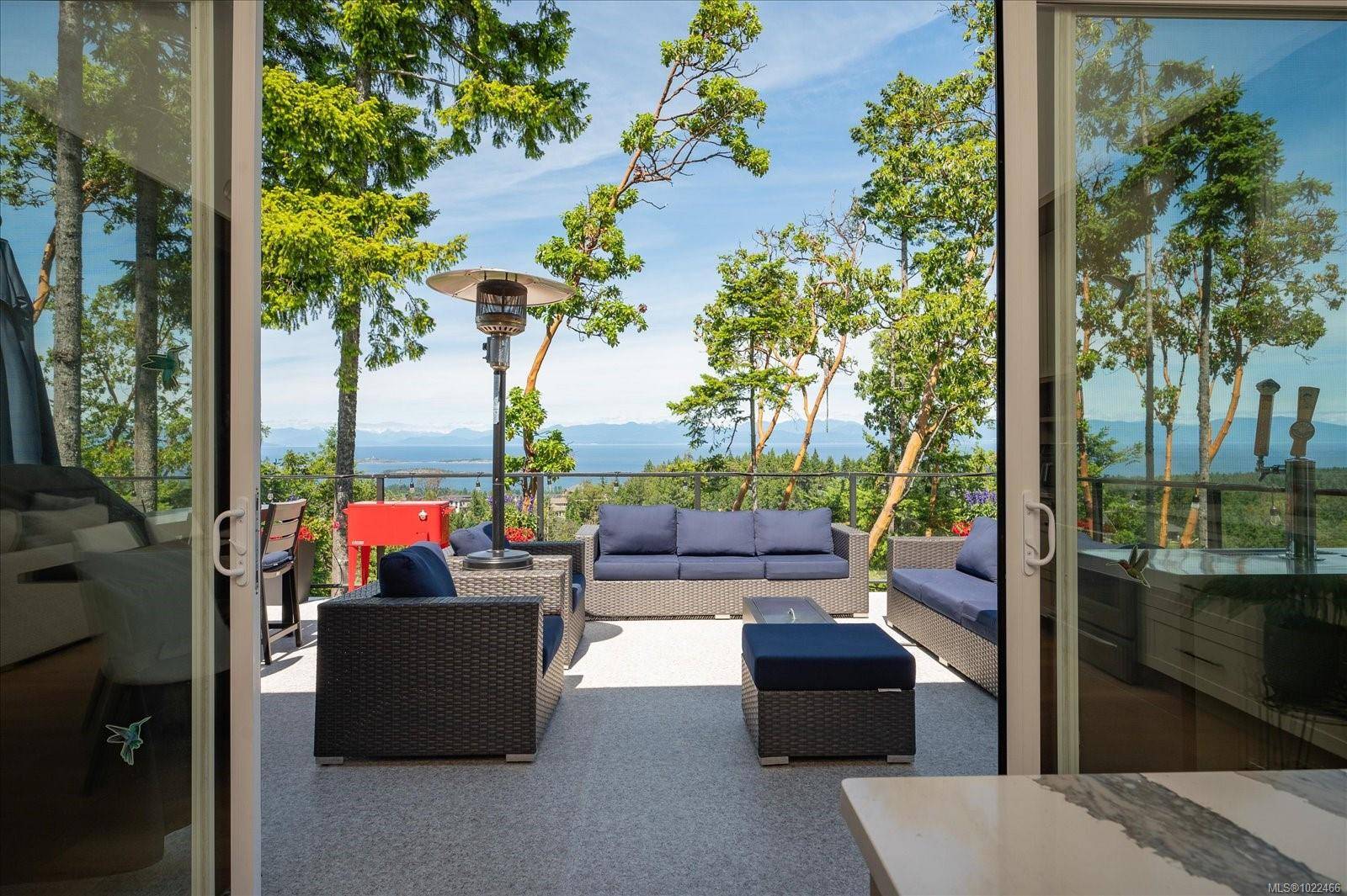 Lantzville, BC V0R 2H0,7336 High Ridge Cres